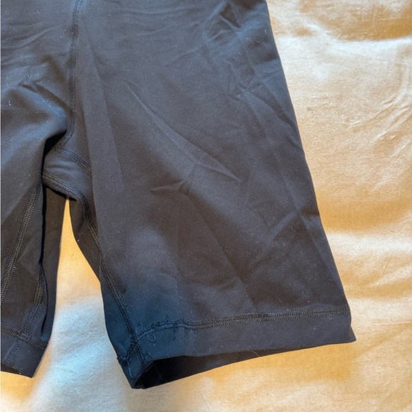 Lululemon Align™ Bodysuit 8" - Size 6 - Picture 3 of 7
